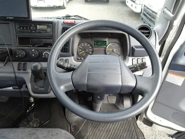 三菱 キャンター 小型 平ボディ TPG-FBA00 H28の中古トラック画像9