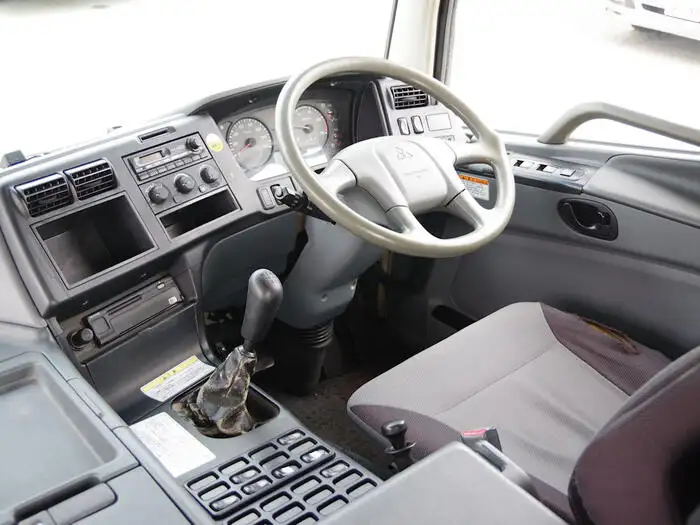 三菱 スーパーグレート 大型 タンク車 バルク QKG-FU50VYの中古トラック画像14
