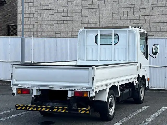 日産 アトラス 小型 平ボディ 床鉄板 SDG-SZ5F24の中古トラック画像3
