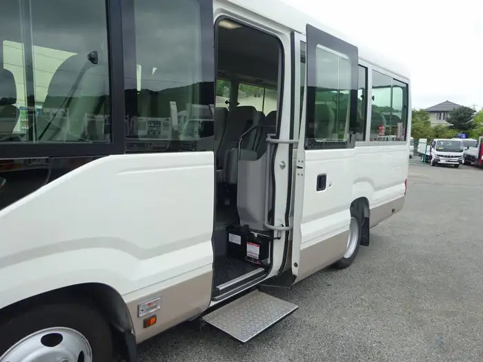 トヨタ コースター 小型 バス マイクロバス SKG-XZB60の中古トラック画像6