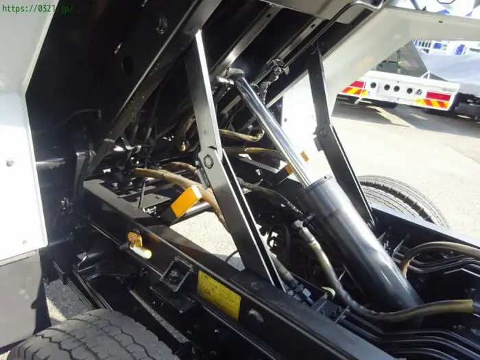 いすゞ エルフ 小型 パッカー車 回転ダンプ式 TKG-NMR85Nの中古トラック画像13