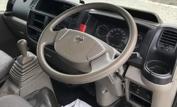 日産 アトラス 小型 平ボディ Wキャブ 床鉄板の中古トラック画像10