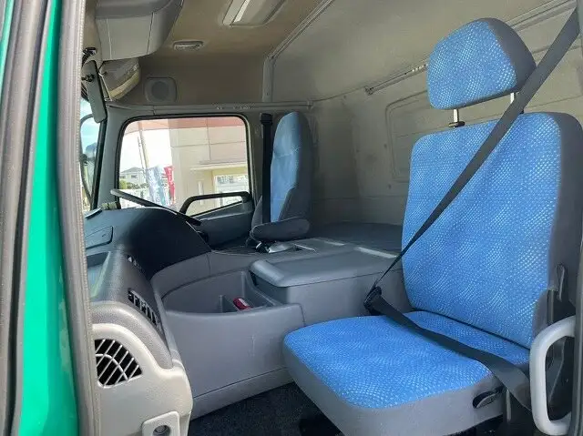 日産UD クオン 大型 平ボディ アルミブロック エアサスの中古トラック画像10