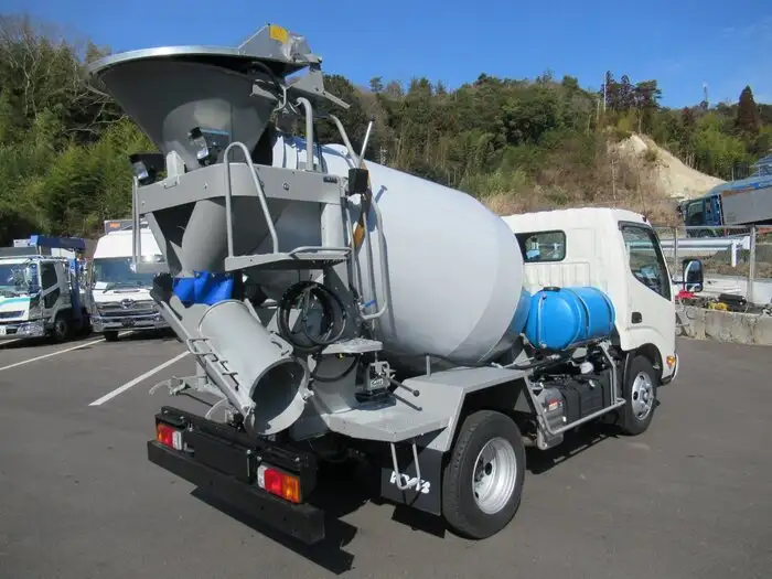 日野 デュトロ 小型 ミキサー・ポンプ 2PG-XZU600E R4の中古トラック画像3