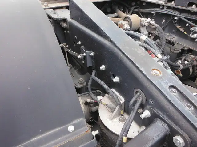 いすゞ ギガ 大型 トラクター ハイルーフ 1デフの中古トラック画像16