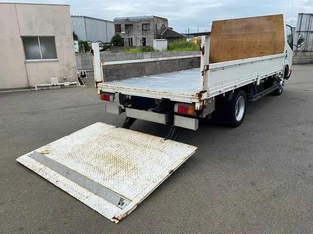 トヨタ ダイナ 小型 平ボディ パワーゲート BDG-XZU414の中古トラック画像6