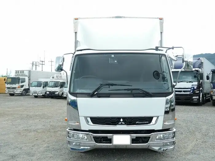 三菱 ファイター 中型/増トン ウイング エアサス ベッドの中古トラック画像2