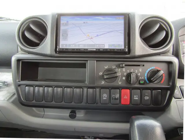 トヨタ トヨエース 小型 平ボディ XZU640 H27の中古トラック画像10