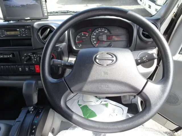 日野 デュトロ 小型 平ボディ パワーゲート TPG-XZC605Mの中古トラック画像10