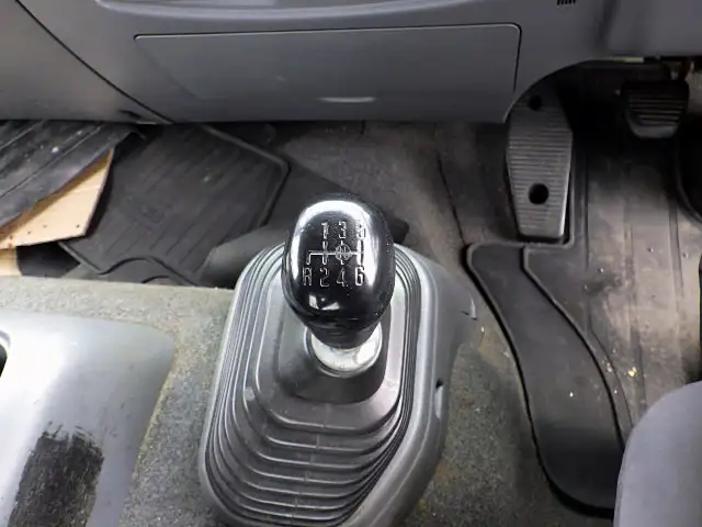 いすゞ フォワード 中型/増トン 車両重機運搬 ウインチ ベッドの中古トラック画像像17