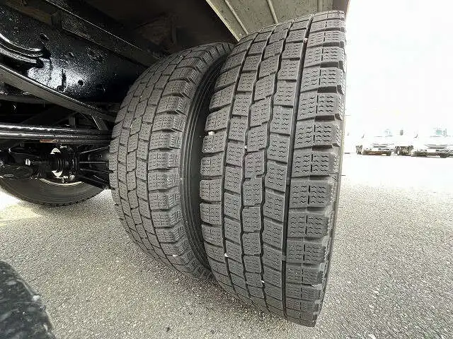 いすゞ エルフ 小型 ウイング 幌ウイング KR-NKR81LAVの中古トラック画像20
