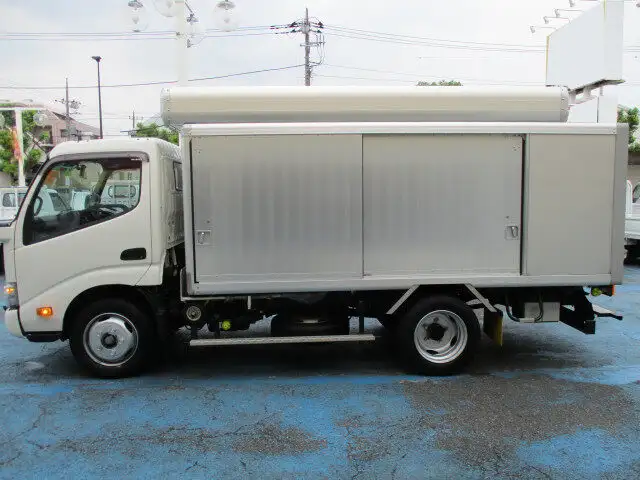 日野 デュトロ 小型 アルミバン ボトルカー サイドドアの中古トラック画像5