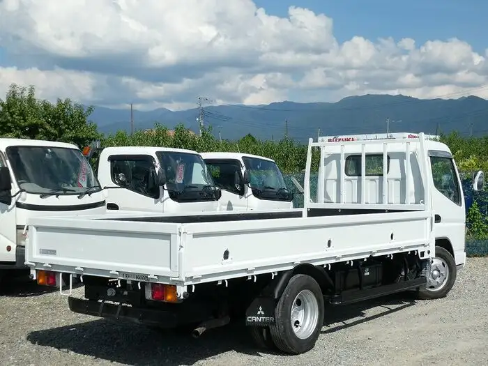 三菱 キャンター 小型 平ボディ PA-FE72DE H17の中古トラック画像4