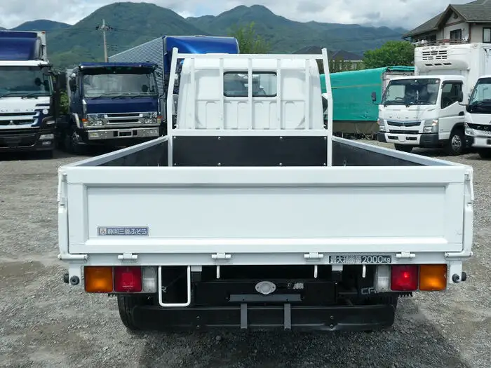 三菱 キャンター 小型 平ボディ PA-FE72DE H17の中古トラック画像6