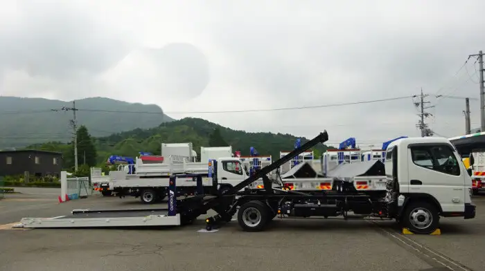 三菱 キャンター 小型 車両重機運搬 ラジコン ウインチの中古トラック画像5