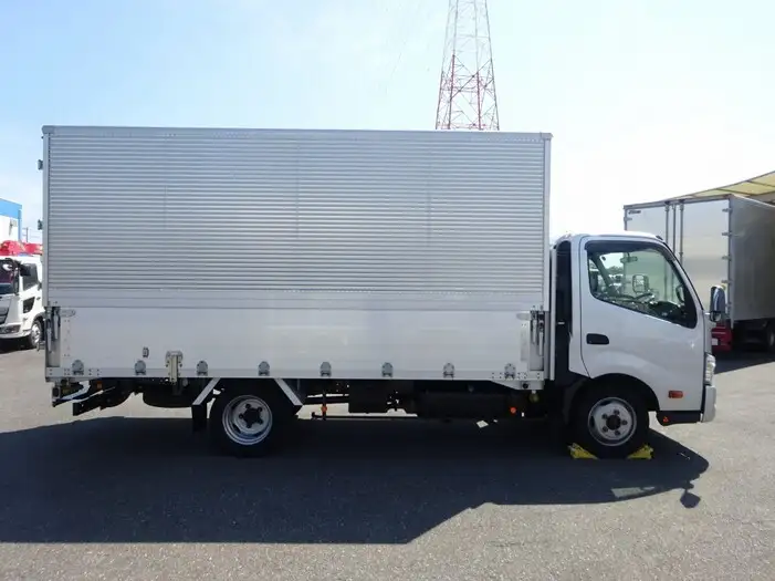 トヨタ トヨエース 小型 ウイング TKG-XZU710 H25の中古トラック画像6
