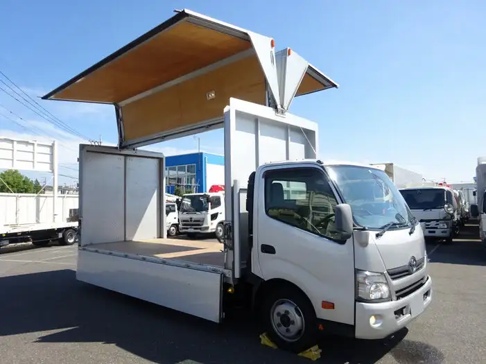トヨタ トヨエース 小型 ウイング TKG-XZU710 H25の中古トラック画像2
