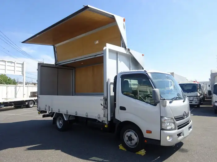 トヨタ トヨエース 小型 ウイング TKG-XZU710 H25の中古トラック画像3