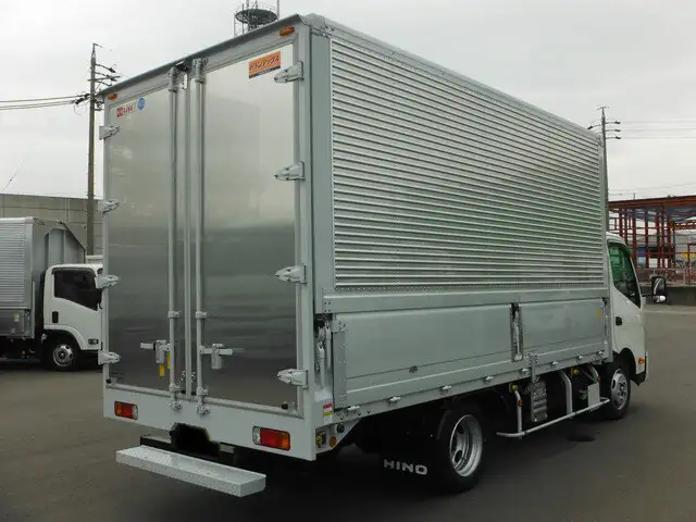 日野 デュトロ 小型 ウイング 2RG-XZU710M R4の中古トラック画像3