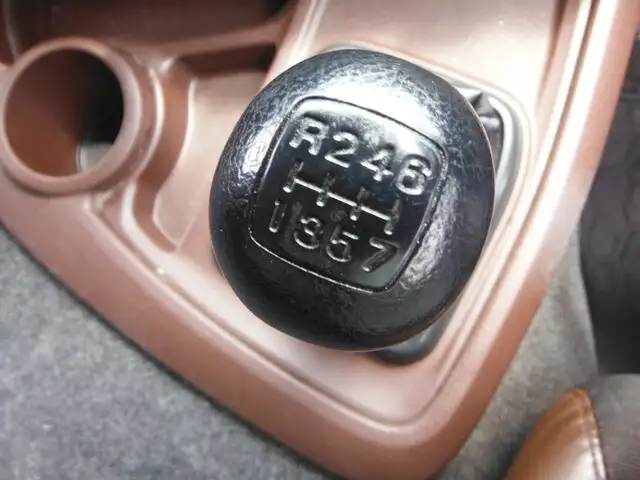 日野 プロフィア 大型 ウイング ハイルーフ エアサスの中古トラック画像12