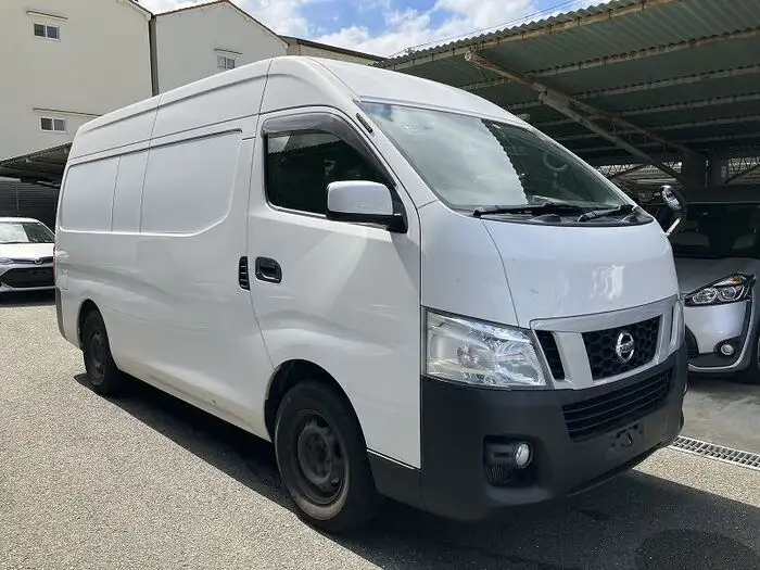 日産 キャラバン 小型 冷凍冷蔵 保冷 床アルミの中古トラック画像2