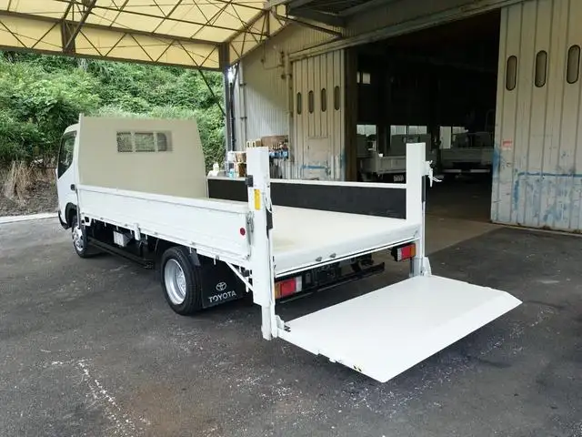 トヨタ ダイナ 小型 平ボディ パワーゲート 床鉄板の中古トラック画像5