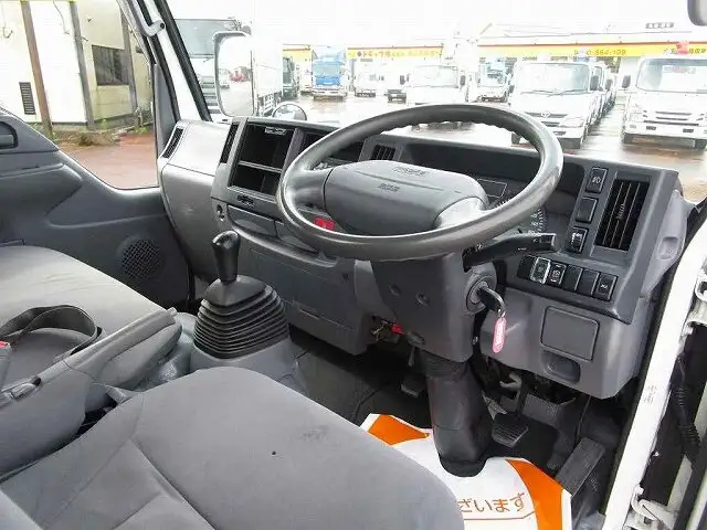 マツダ タイタン 小型 平ボディ TKG-LJR85A H25の中古トラック画像6