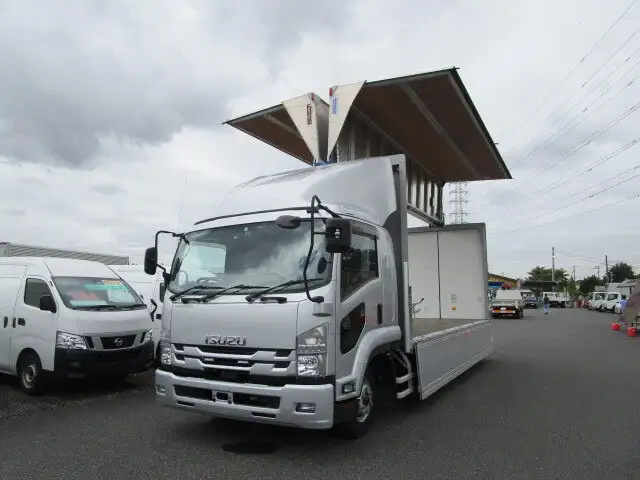 いすゞ フォワード 中型/増トン ウイング エアサス ベッドの中古トラック画像1