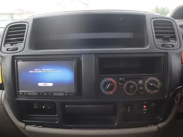日産 アトラス 小型 平ボディ パワーゲート CBF-SQ1F24の中古トラック画像15