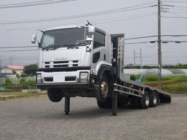 いすゞ フォワード 中型/増トン 車両重機運搬 ラジコン ウインチの中古トラック画像1
