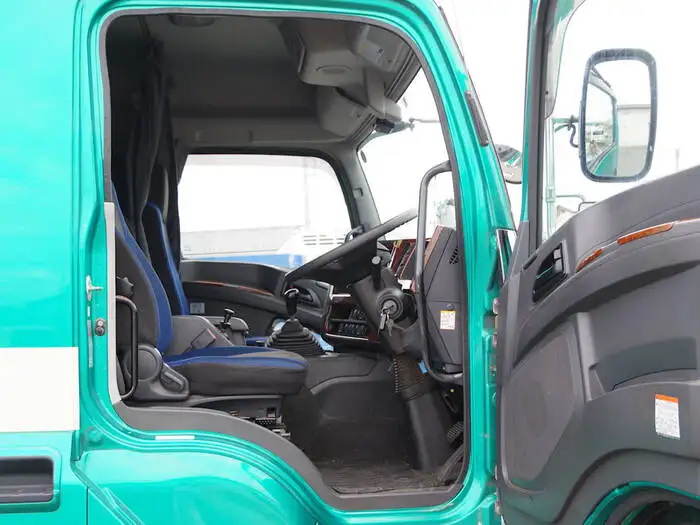 いすゞ ギガ 大型 トラクター ハイルーフ 1デフの中古トラック画像13