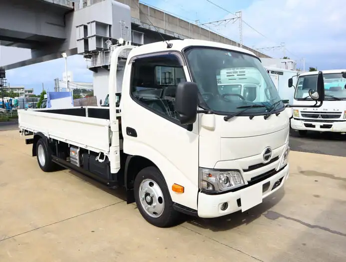日野 デュトロ 小型 平ボディ 2RG-XZU655M R2の中古トラック画像2