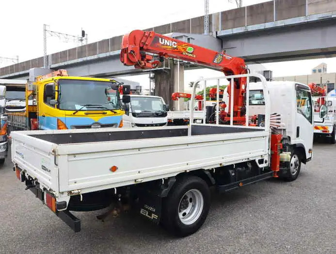 いすゞ エルフ 小型 クレーン付 3段 ラジコンの中古トラック画像2