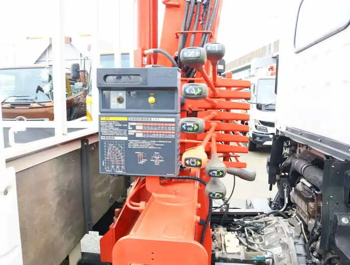 いすゞ エルフ 小型 クレーン付 3段 ラジコンの中古トラック画像15