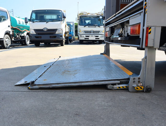 トヨタ ダイナ 小型 アルミバン パワーゲート サイドドア|画像9