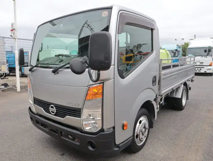 日産 アトラス 小型 平ボディ SKG-TZ2F24 H27の中古トラック画像1
