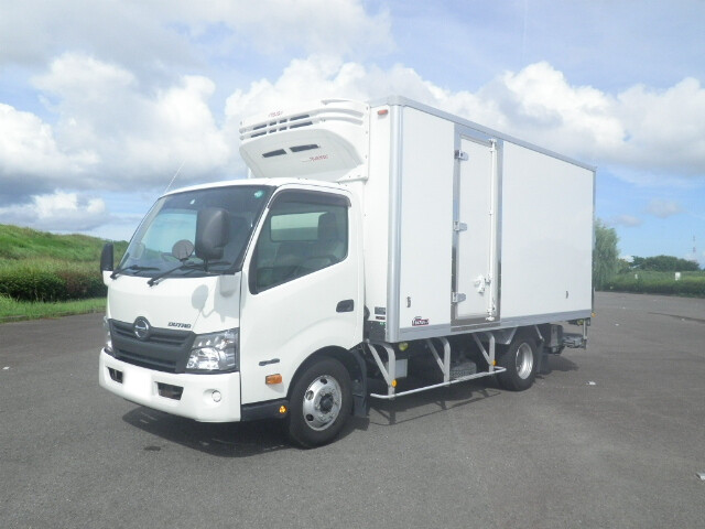 日野 デュトロ 小型 冷凍冷蔵 ワイドロング TKG-XZU710M