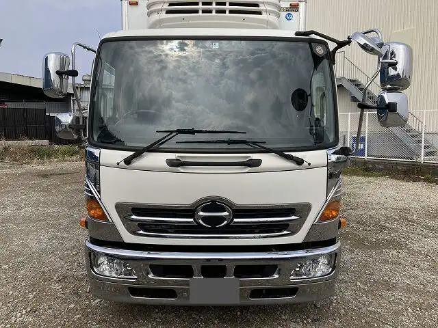 日野 レンジャー 中型/増トン 冷凍冷蔵 低温 パワーゲートの中古トラック画像2