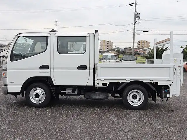 三菱 キャンター 小型 平ボディ Wキャブ パワーゲートの中古トラック画像5