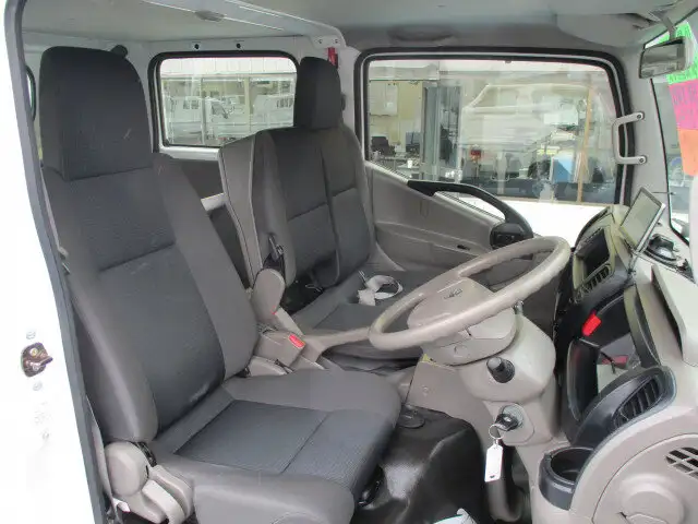 日産 アトラス 小型 平ボディ Wキャブ パワーゲートの中古トラック画像10