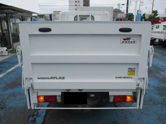 日産 アトラス 小型 平ボディ パワーゲート CBF-SQ1F24の中古トラック画像3