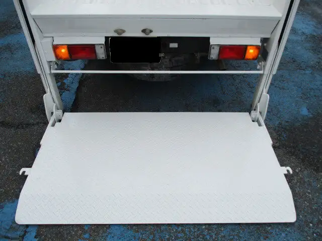 日産 アトラス 小型 平ボディ パワーゲート CBF-SQ1F24の中古トラック画像8
