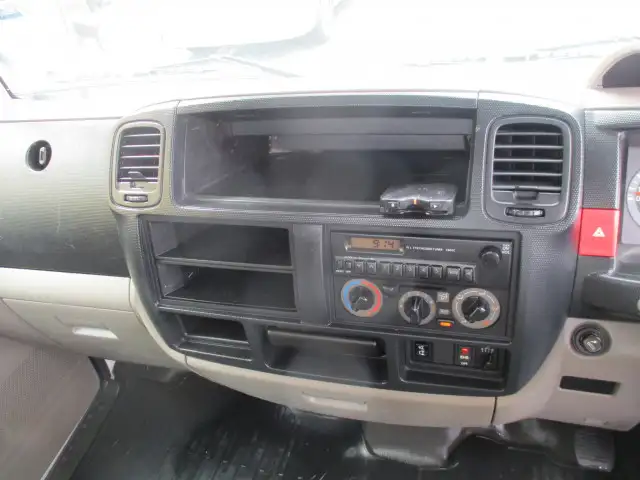 日産 アトラス 小型 平ボディ パワーゲート CBF-SQ1F24の中古トラック画像12