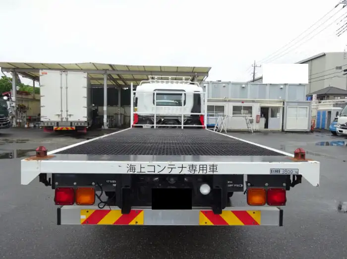 いすゞ フォワード 中型/増トン 平ボディ ベッド TKG-FRR90S2の中古トラック画像4
