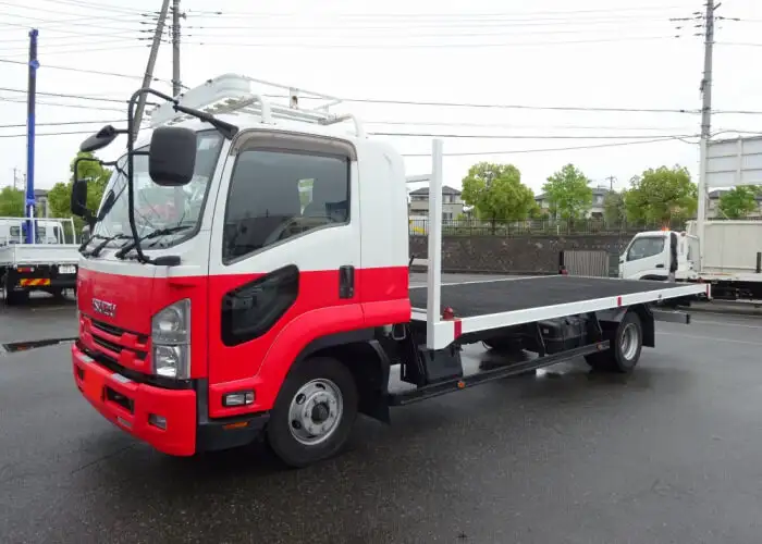 いすゞ フォワード 中型/増トン 平ボディ ベッド TKG-FRR90S2の中古トラック画像1