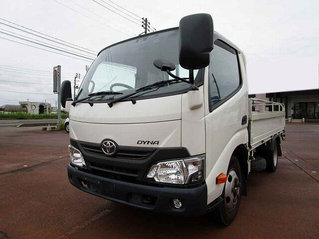 トヨタ ダイナ 小型 平ボディ 10尺 TPG-XZC605