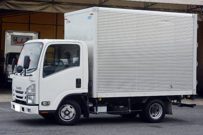 日野 レンジャー 中型/増トン ウイング エアサス ベッド の中古トラック【車両No.167461】