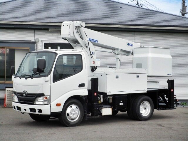 トヨタ ダイナ 小型 高所・建柱車 高所作業車 TKG-XZU600H｜画像1