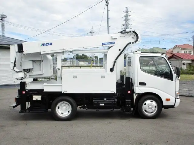 トヨタ ダイナ 小型 高所・建柱車 高所作業車 TKG-XZU600Hの中古トラック画像4