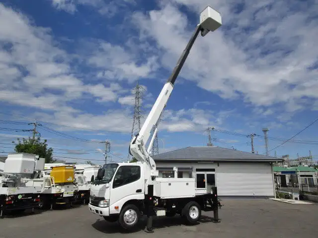 トヨタ ダイナ 小型 高所・建柱車 高所作業車 TKG-XZU600Hの中古トラック画像3
